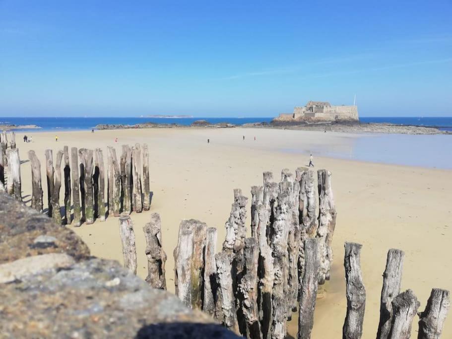 Dinard : Loft De 175 M² - A 150 M De La Plage Екстер'єр фото